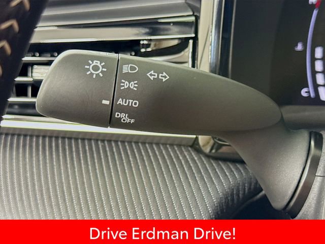 Certified 2026 Toyota Camry SE FWD image 15