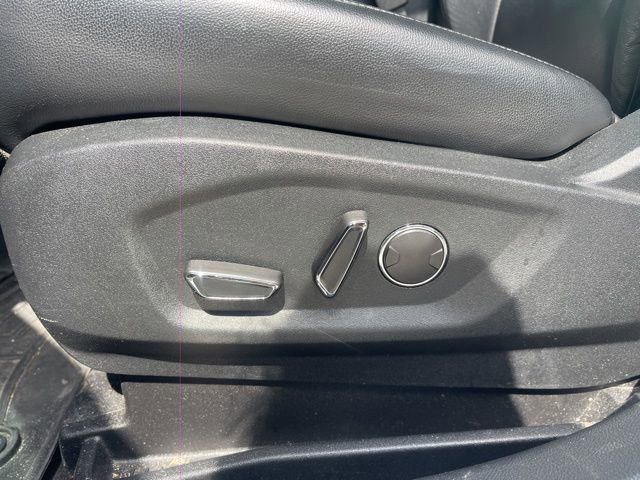 Certified 2019 Ford Edge Titanium image 19