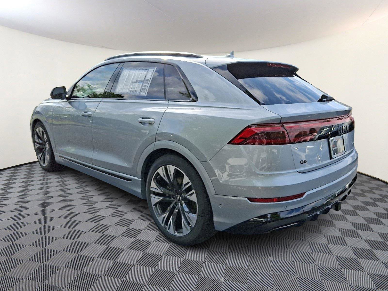 New 2025 Audi Q8 Premium Plus image 4