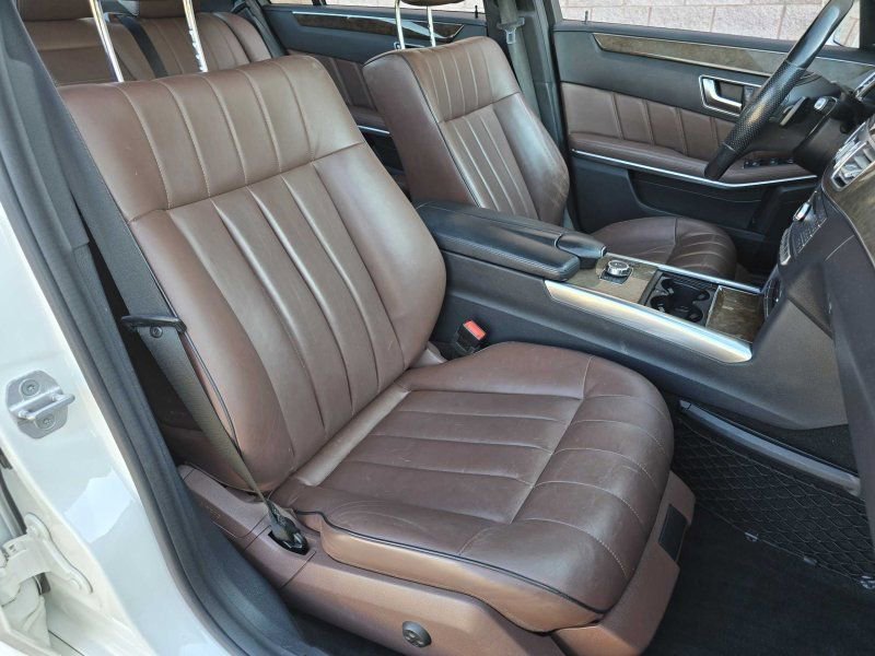Used 2016 Mercedes-Benz E 350 4MATIC Sedan image 5
