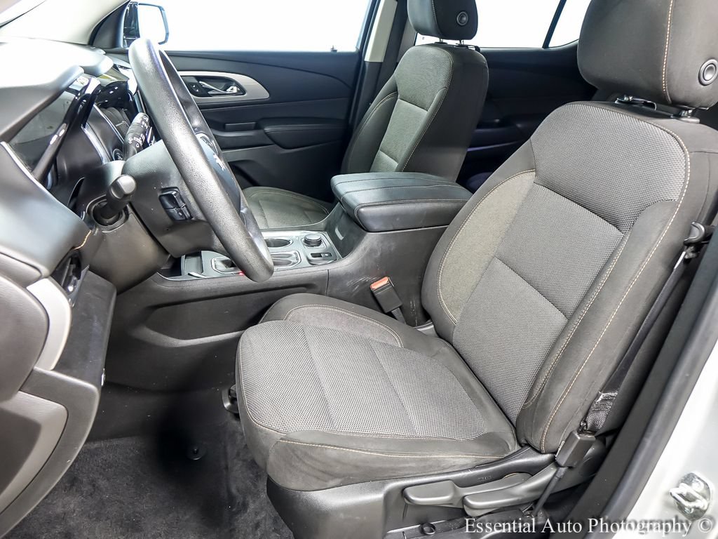 Used 2019 Chevrolet Traverse LS AWD/4WD image 9
