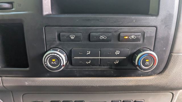 Used 2016 Nissan NV 1500 SV image 31