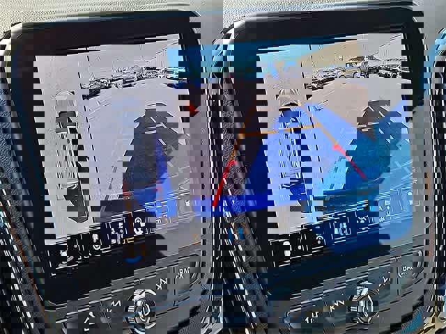 Used 2022 Chevrolet Equinox RS w/ RS Leather Package image 21