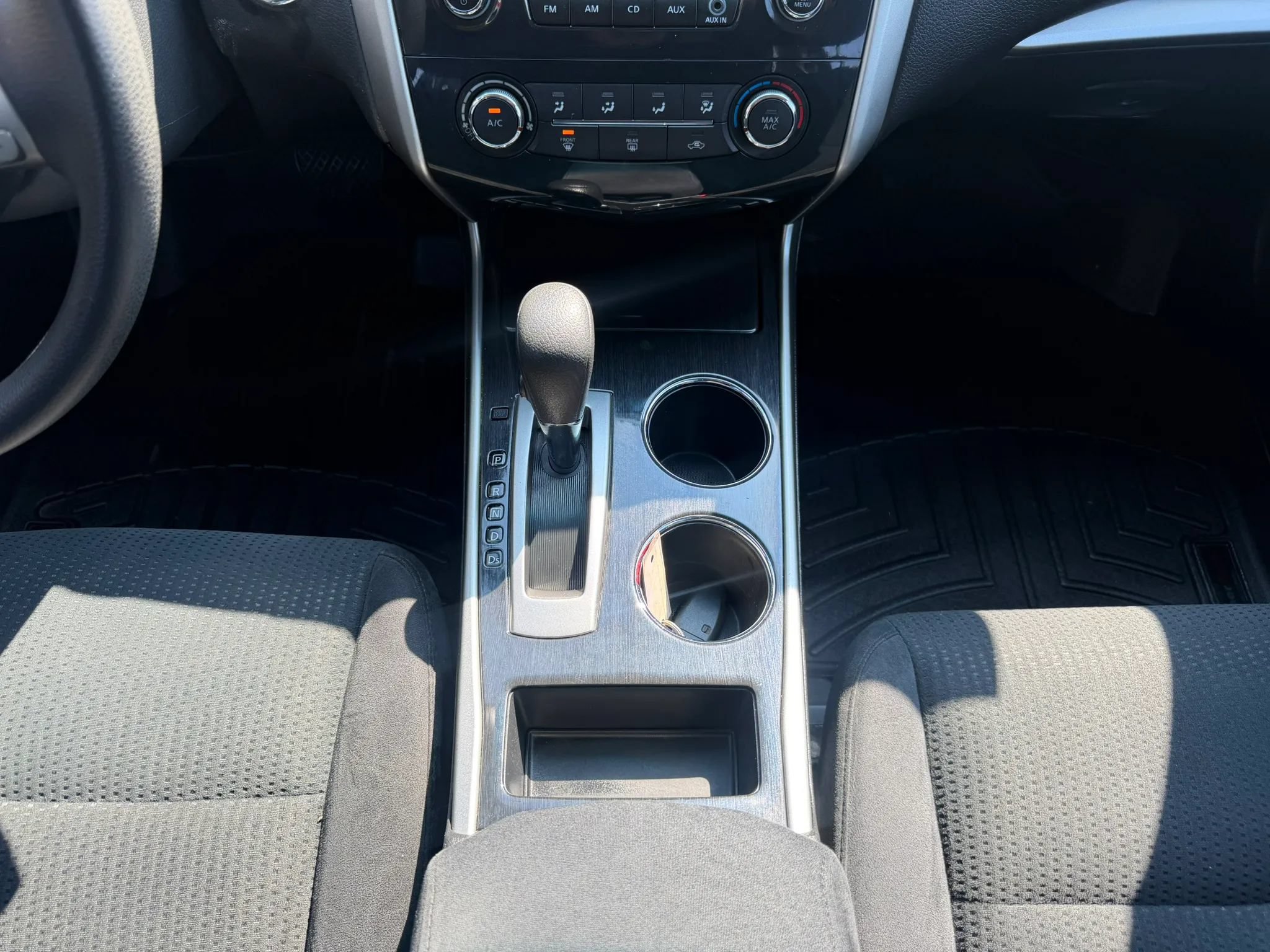 Used 2014 Nissan Altima 2.5 FWD image 21