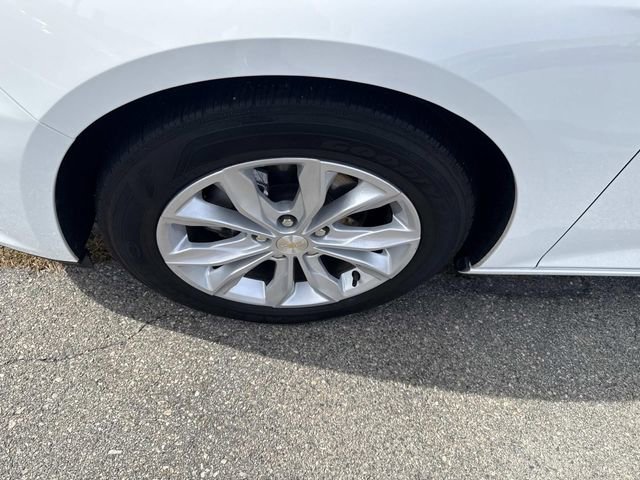 Used 2025 Chevrolet Malibu LT image 13
