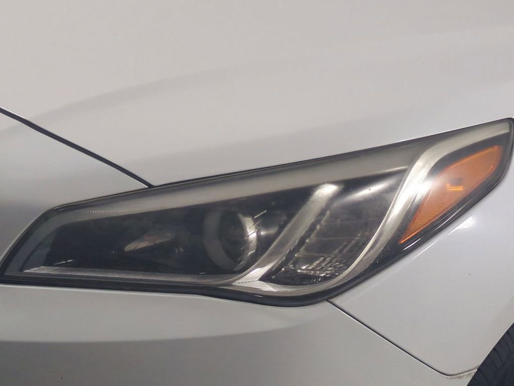 Used 2016 Hyundai Sonata SE FWD image 10