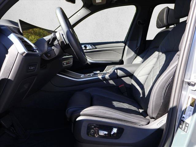 Used 2025 BMW X5 xDrive40i w/ Climate Comfort Package AWD/4WD image 21