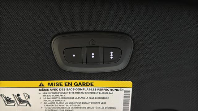 New 2026 Chrysler Pacifica Select image 40