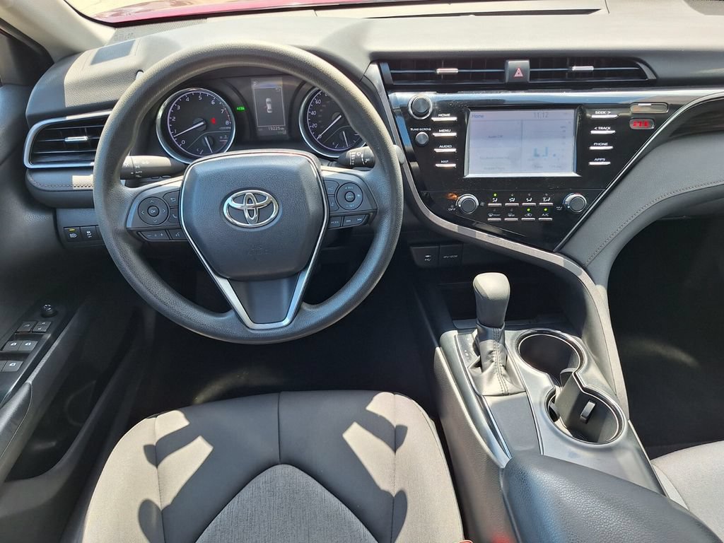 Used 2019 Toyota Camry LE w/ Convenience Package FWD image 11