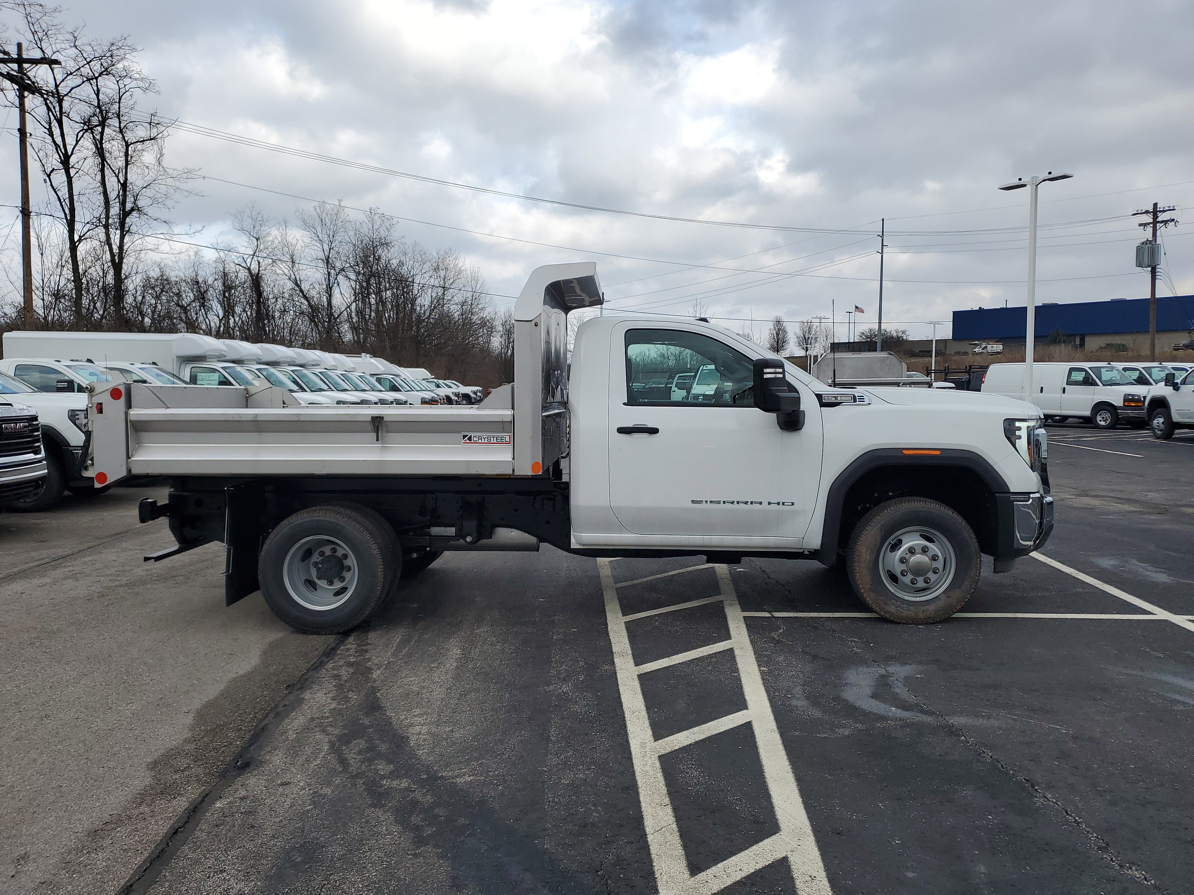 New 2025 GMC Sierra 3500 Pro w/ Convenience Package image 3