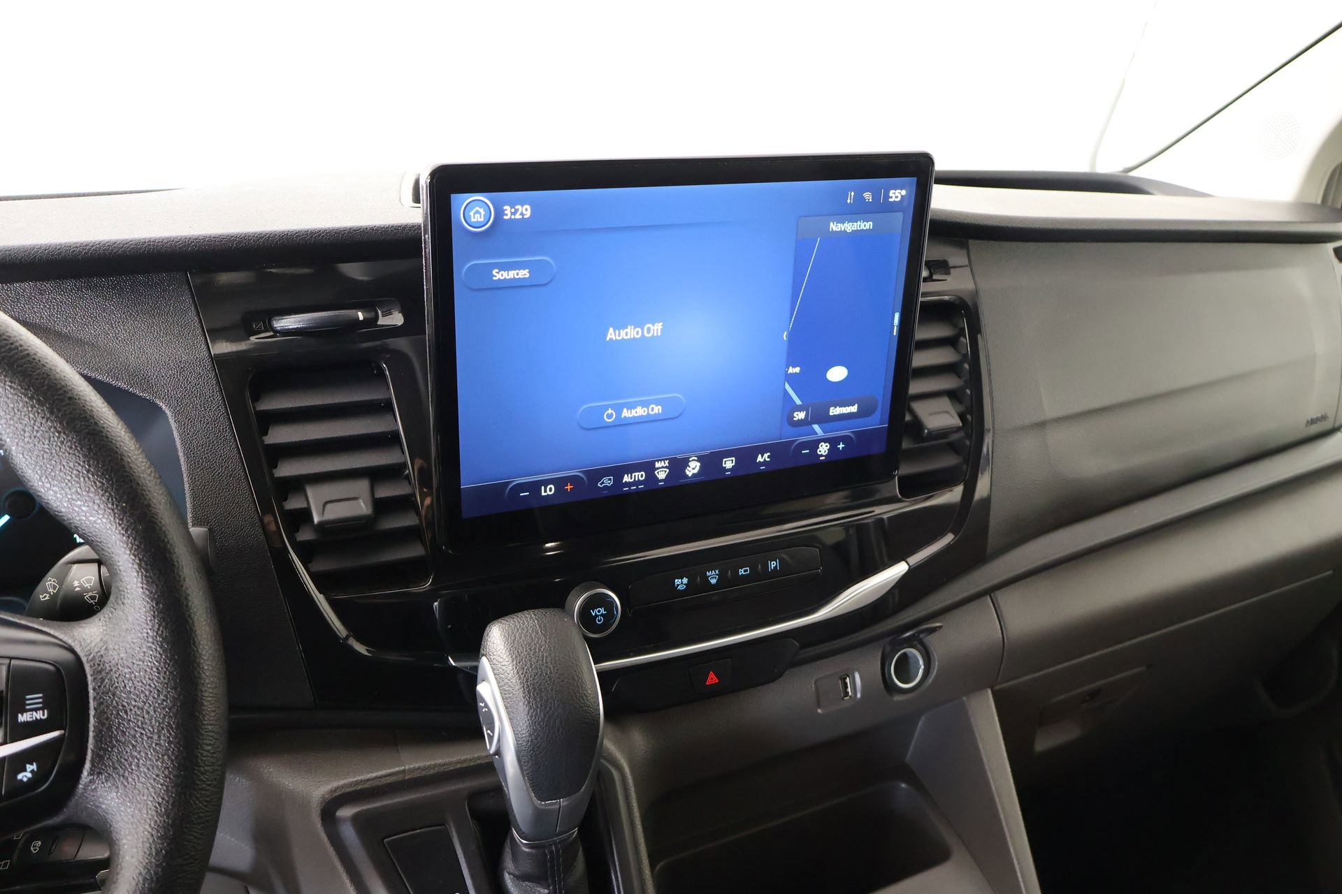 Used 2023 Ford Transit 350 XLT image 5