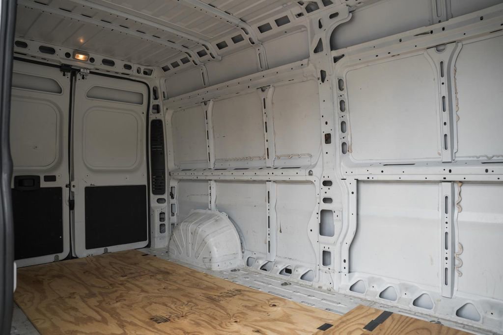 Used 2023 RAM ProMaster 2500 image 27