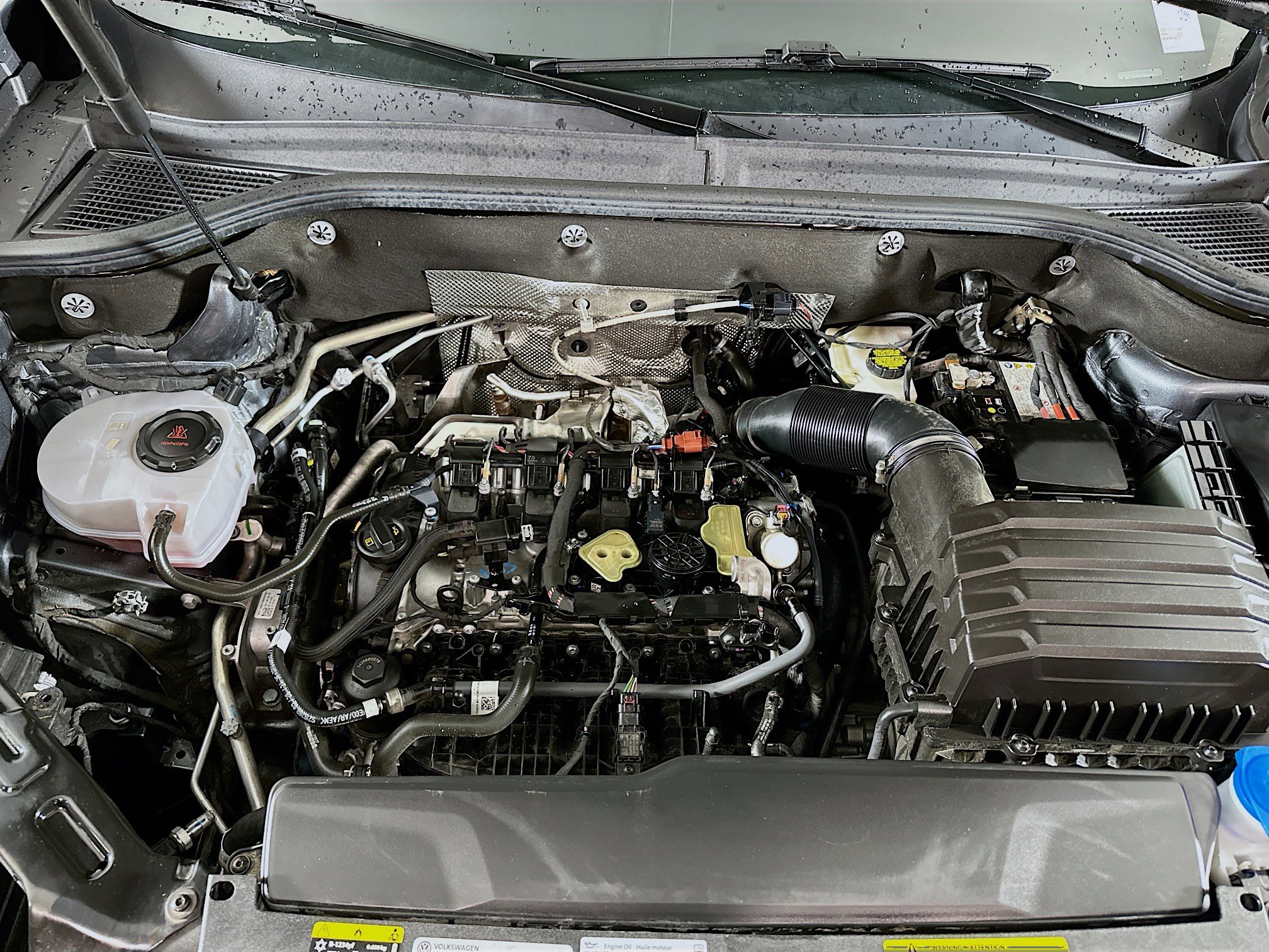 Used 2025 Volkswagen Atlas SE image 34