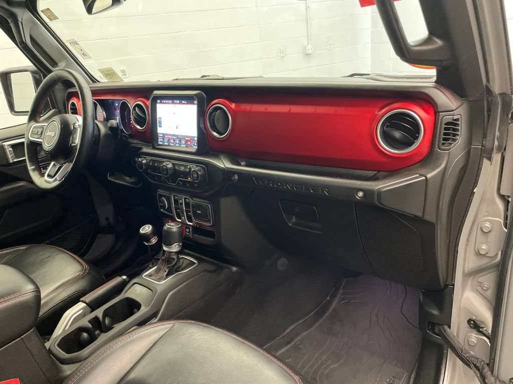 Used 2018 Jeep Wrangler Unlimited Rubicon AWD/4WD image 26