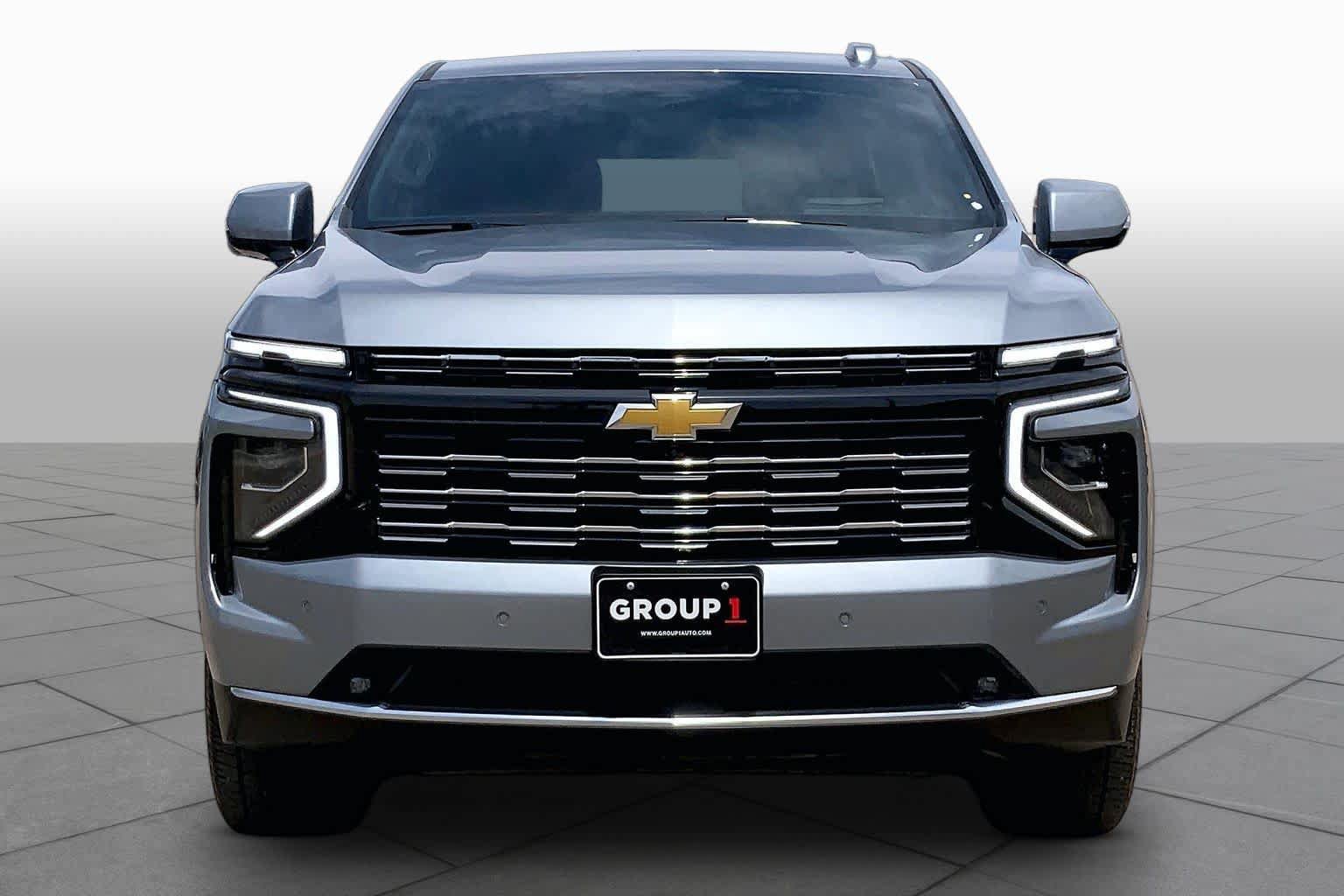 Used 2025 Chevrolet Tahoe High Country AWD/4WD image 6