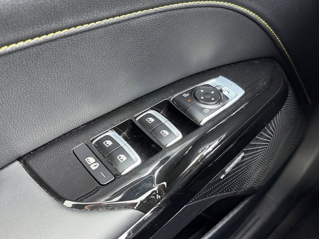 Used 2025 Kia K5 GT w/ GT1 Package FWD image 22
