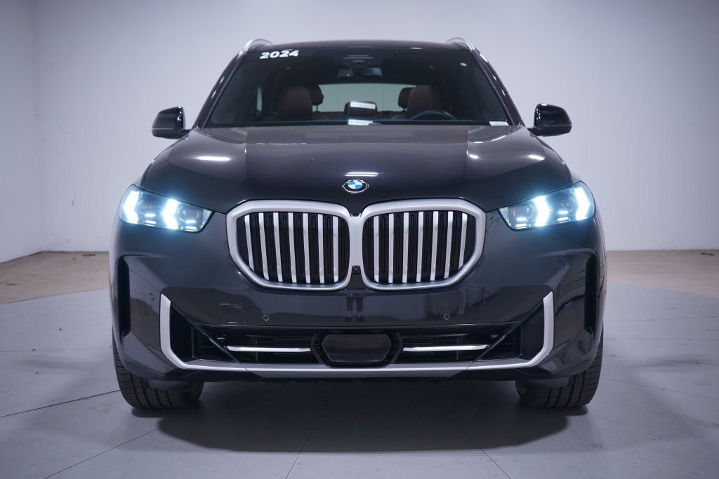 Used 2024 BMW X5 sDrive40i w/ Parking Assistance Package RWD image 4