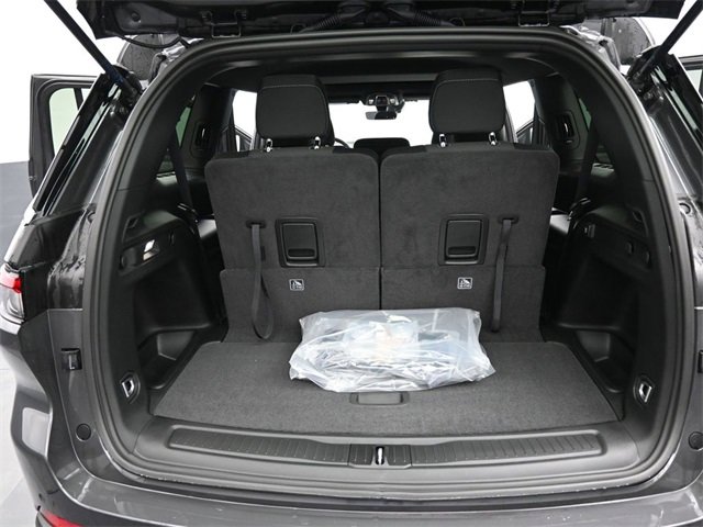 New 2025 Jeep Grand Cherokee L Laredo image 25