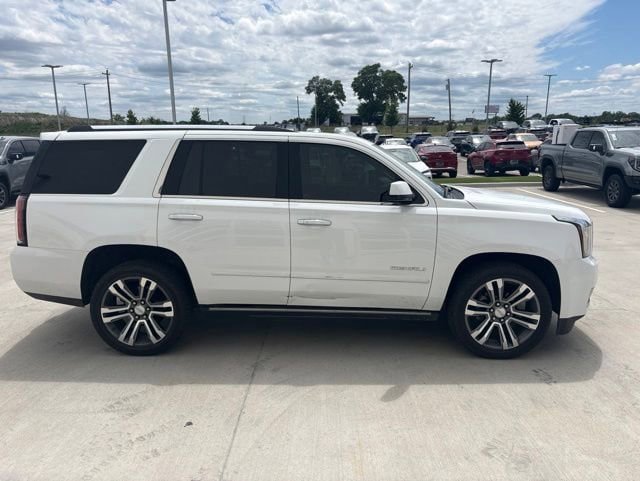 Used 2019 GMC Yukon Denali w/ Denali Ultimate Package AWD/4WD image 2
