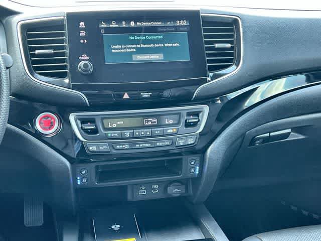 Certified 2024 Honda Passport Black Edition image 18