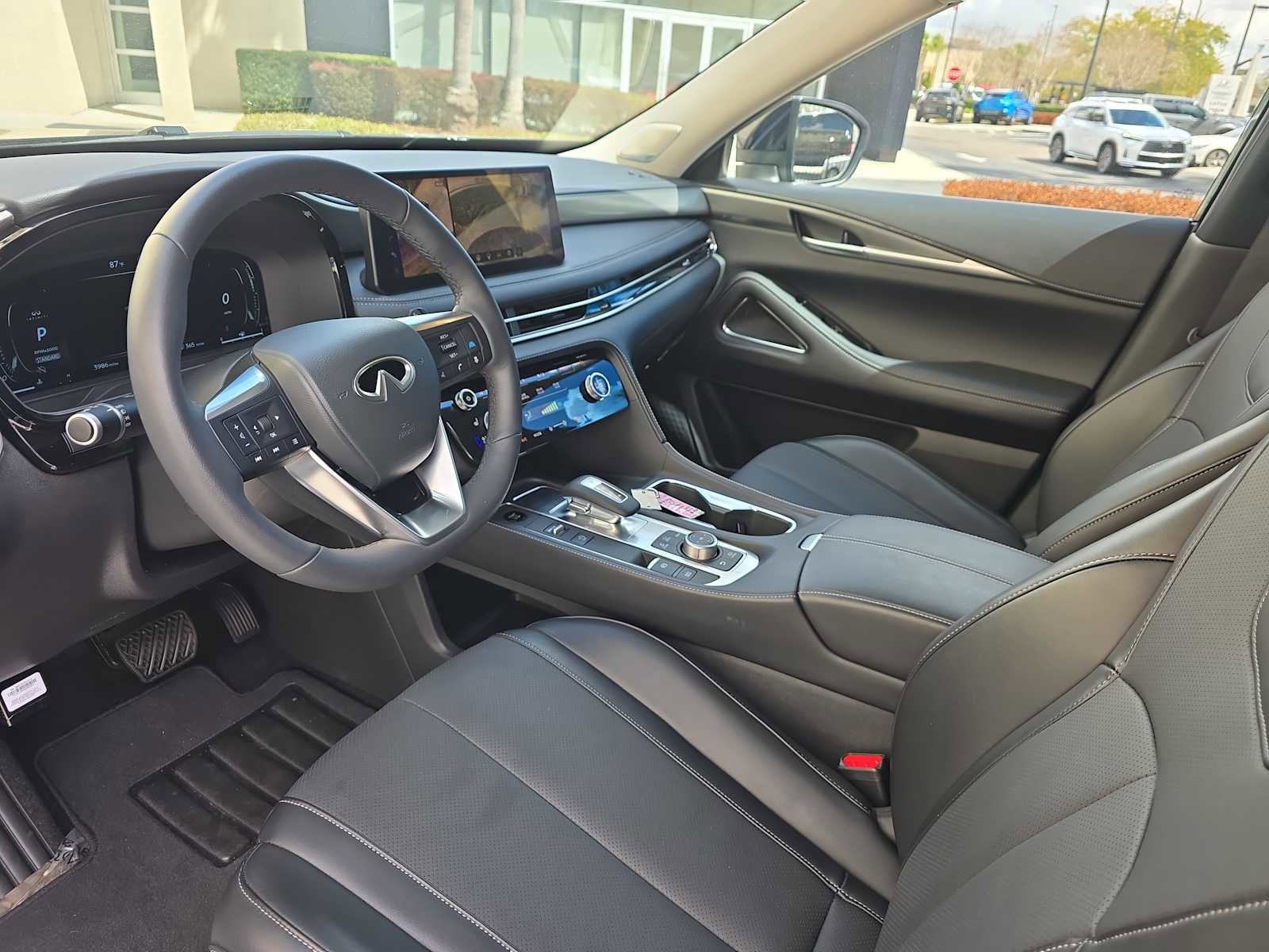 Certified 2026 INFINITI QX60 Luxe w/ Cargo Package image 16