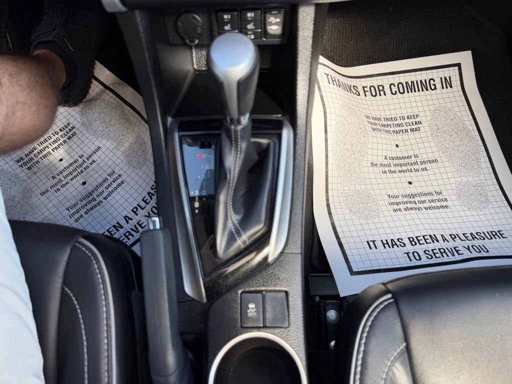 Used 2017 Toyota Corolla XLE FWD image 10