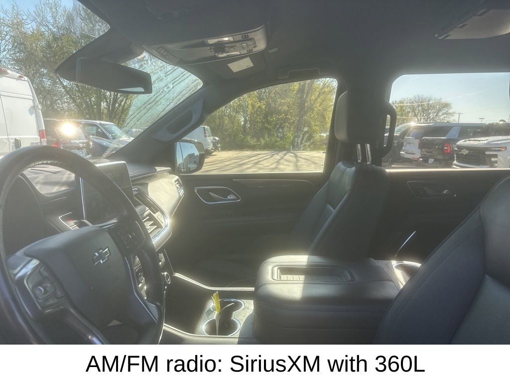 Certified 2022 Chevrolet Suburban RST w/ Sport Performance Package image 17