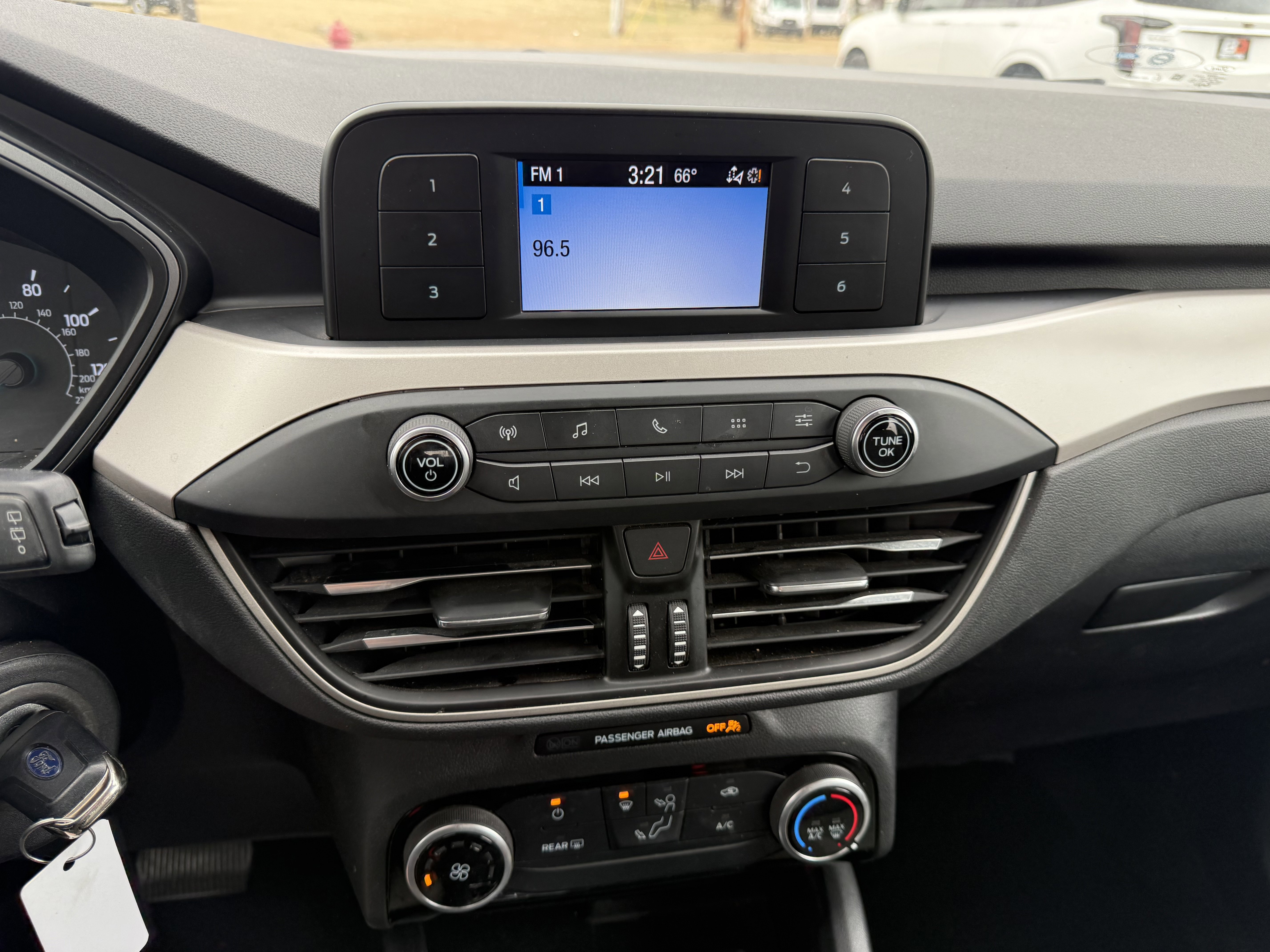 Used 2022 Ford Escape S image 7