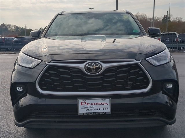 Used 2022 Toyota Highlander XLE image 8