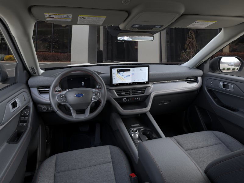 New 2025 Ford Explorer Active image 9