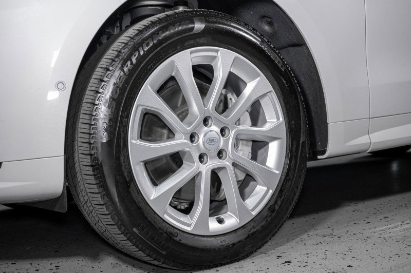 Used 2025 Land Rover Range Rover Sport Dynamic SE image 27