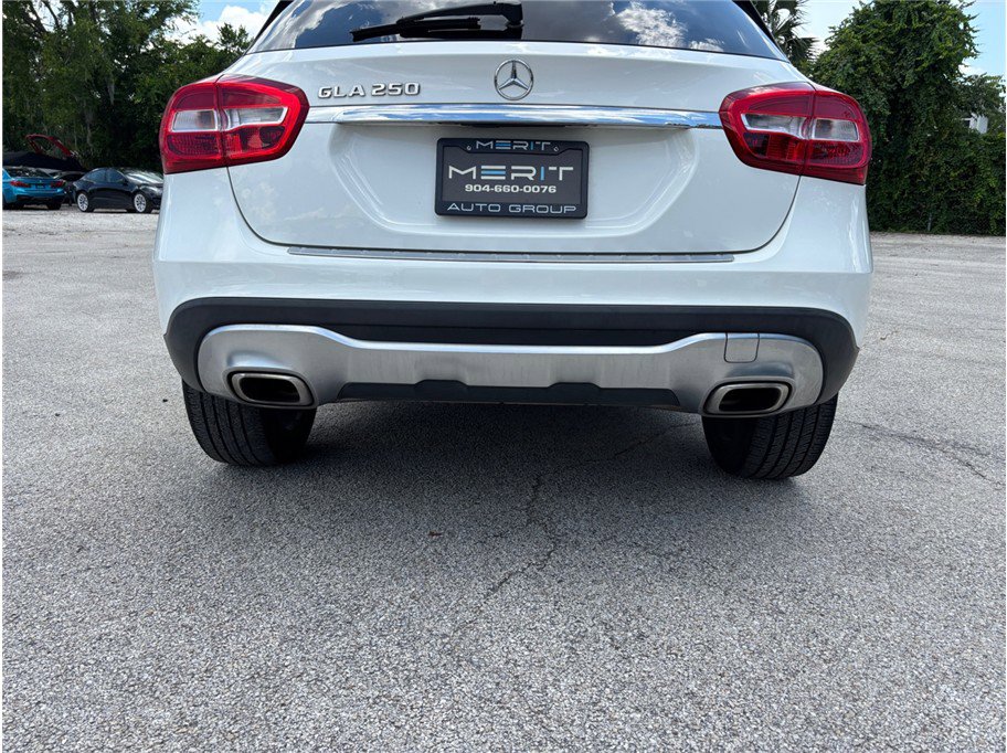 Used 2019 Mercedes-Benz GLA 250 GLA 250 Sport Utility 4D image 14