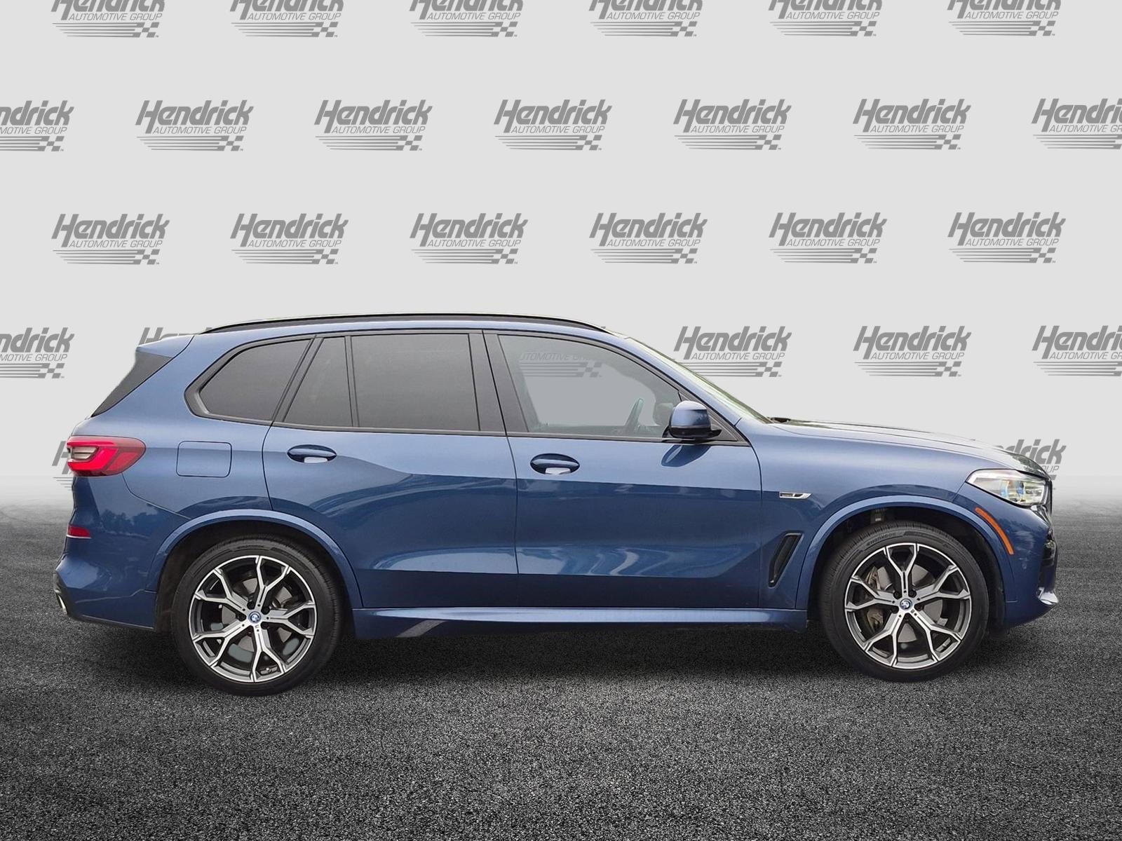 Used 2023 BMW X5 xDrive45e w/ Executive Package AWD/4WD image 11