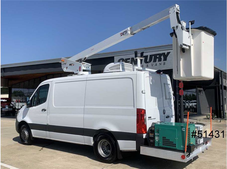 Used 2021 Mercedes-Benz Sprinter 3500 w/ Charging Package, Dashboard image 9