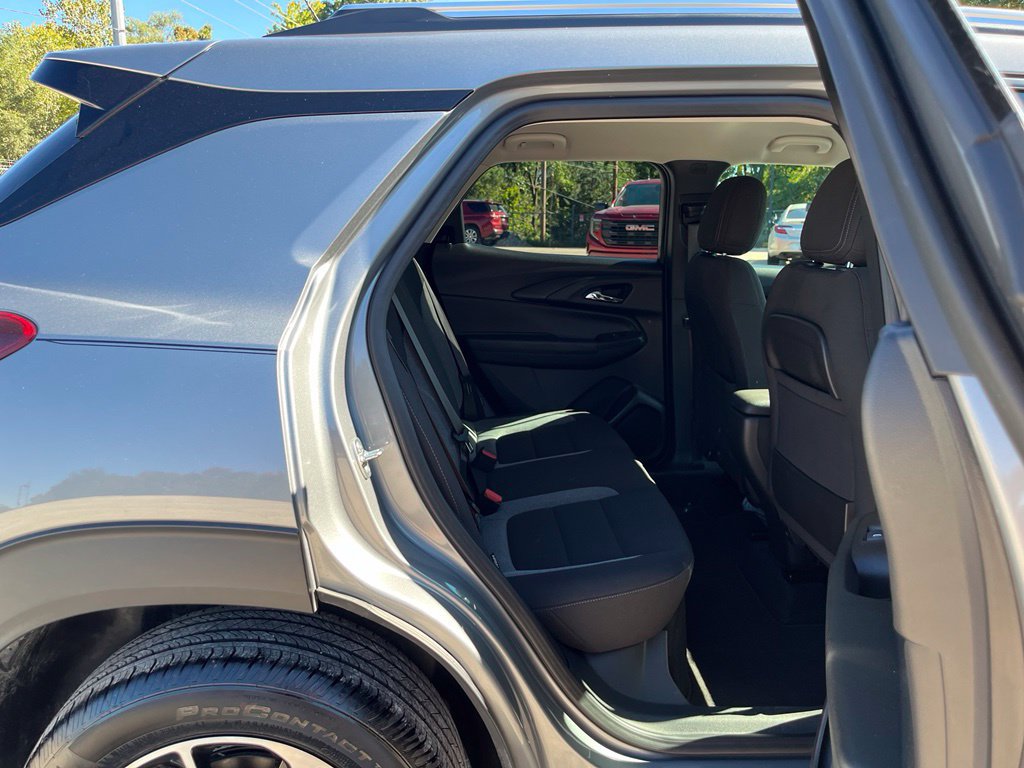 Used 2026 Chevrolet TrailBlazer LT FWD image 29