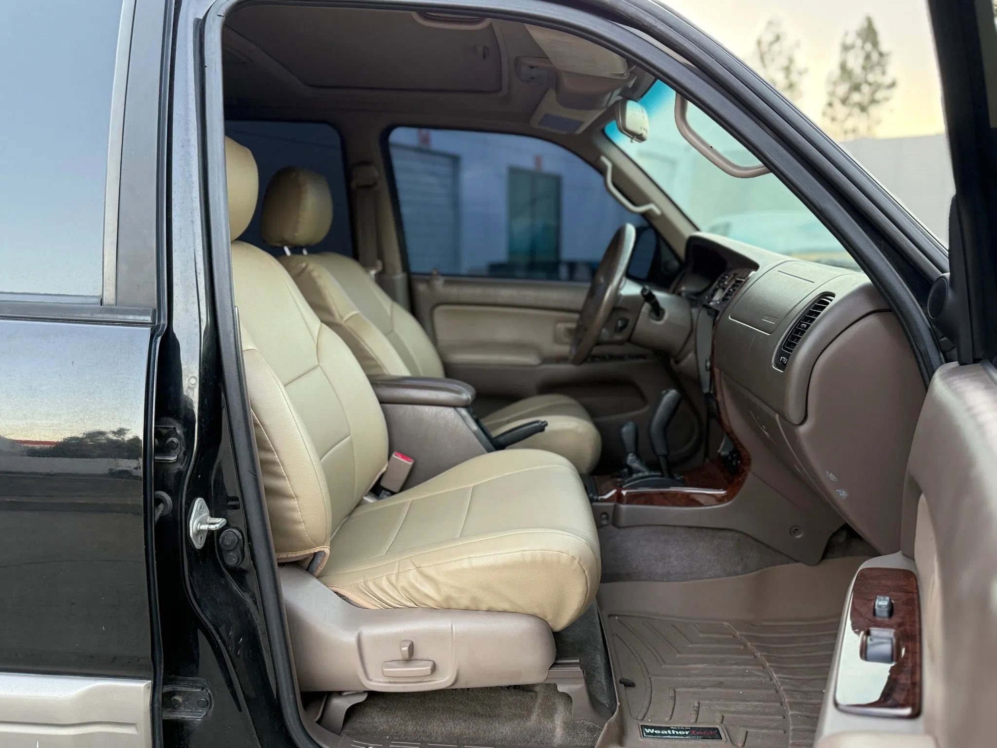 Used 1999 Toyota 4Runner Limited image 25