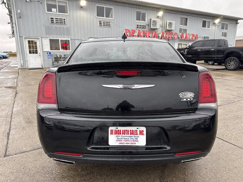 Used 2020 Chrysler 300 S image 6