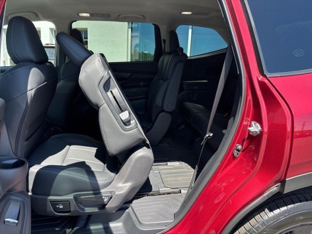 Certified 2026 Subaru Ascent Premium AWD/4WD image 38