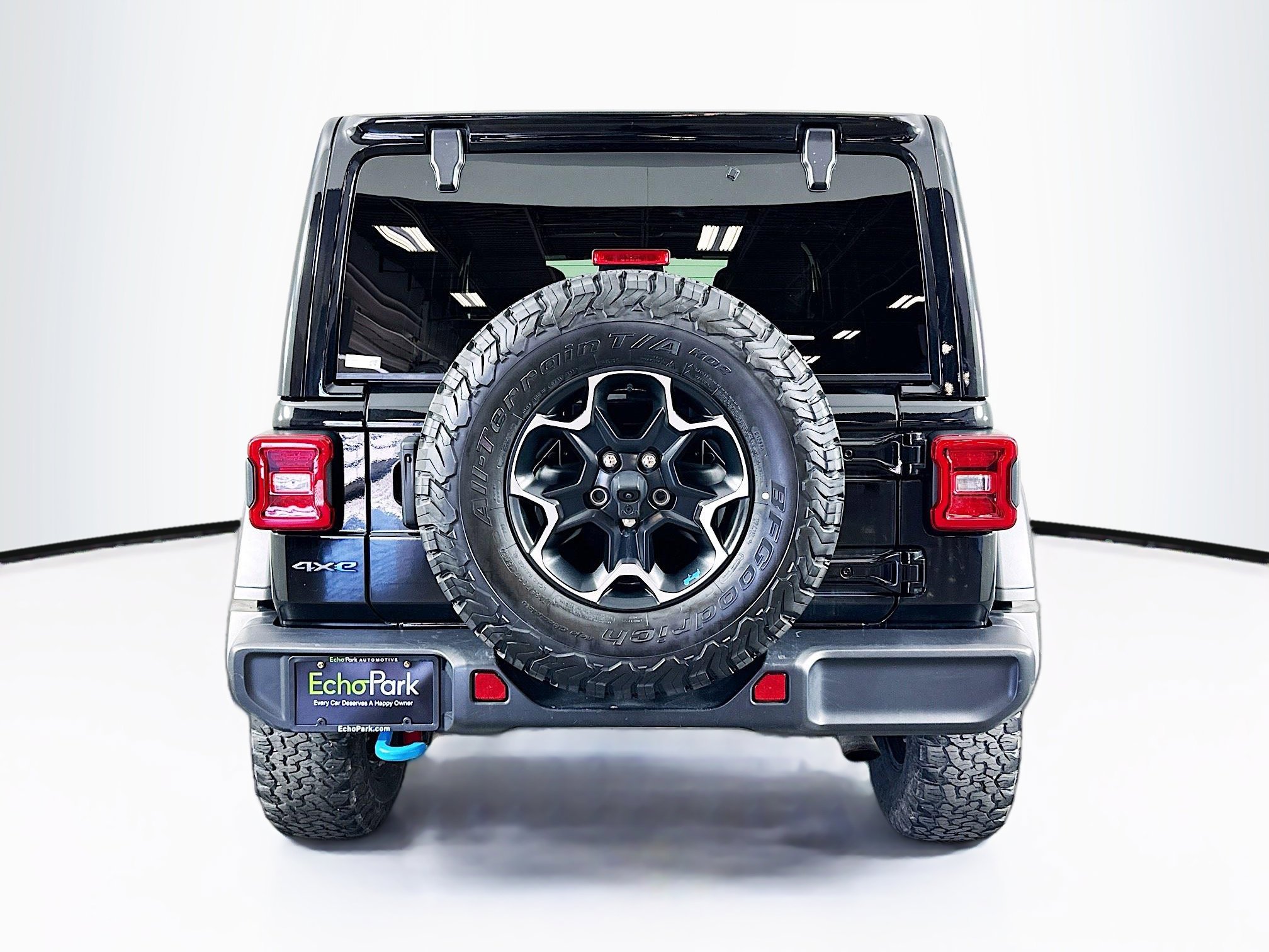 Used 2023 Jeep Wrangler Unlimited Rubicon 4xe w/ Cold Weather Group image 7