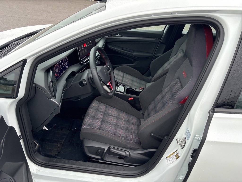 Used 2025 Volkswagen GTI S image 9