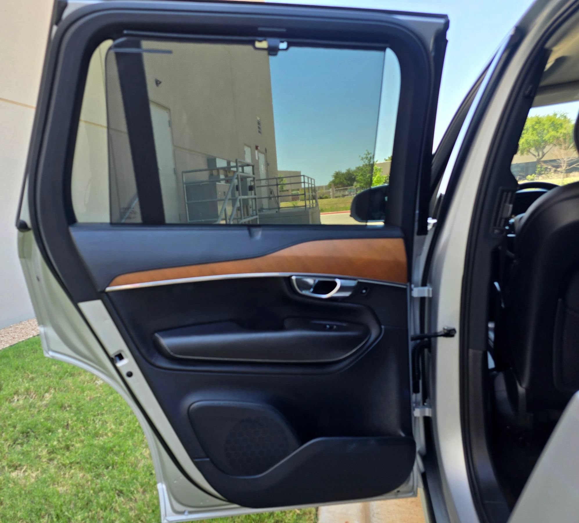 Used 2016 Volvo XC90 T6 Inscription w/ Vision Package AWD/4WD image 44