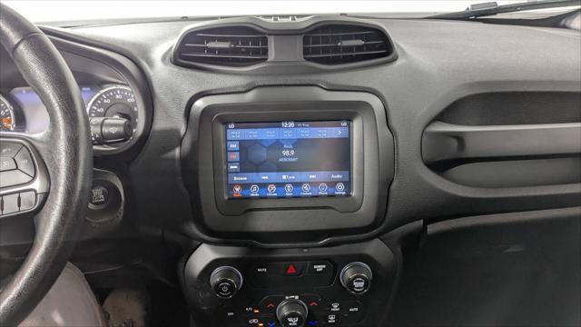 Used 2020 Jeep Renegade Limited AWD/4WD image 28