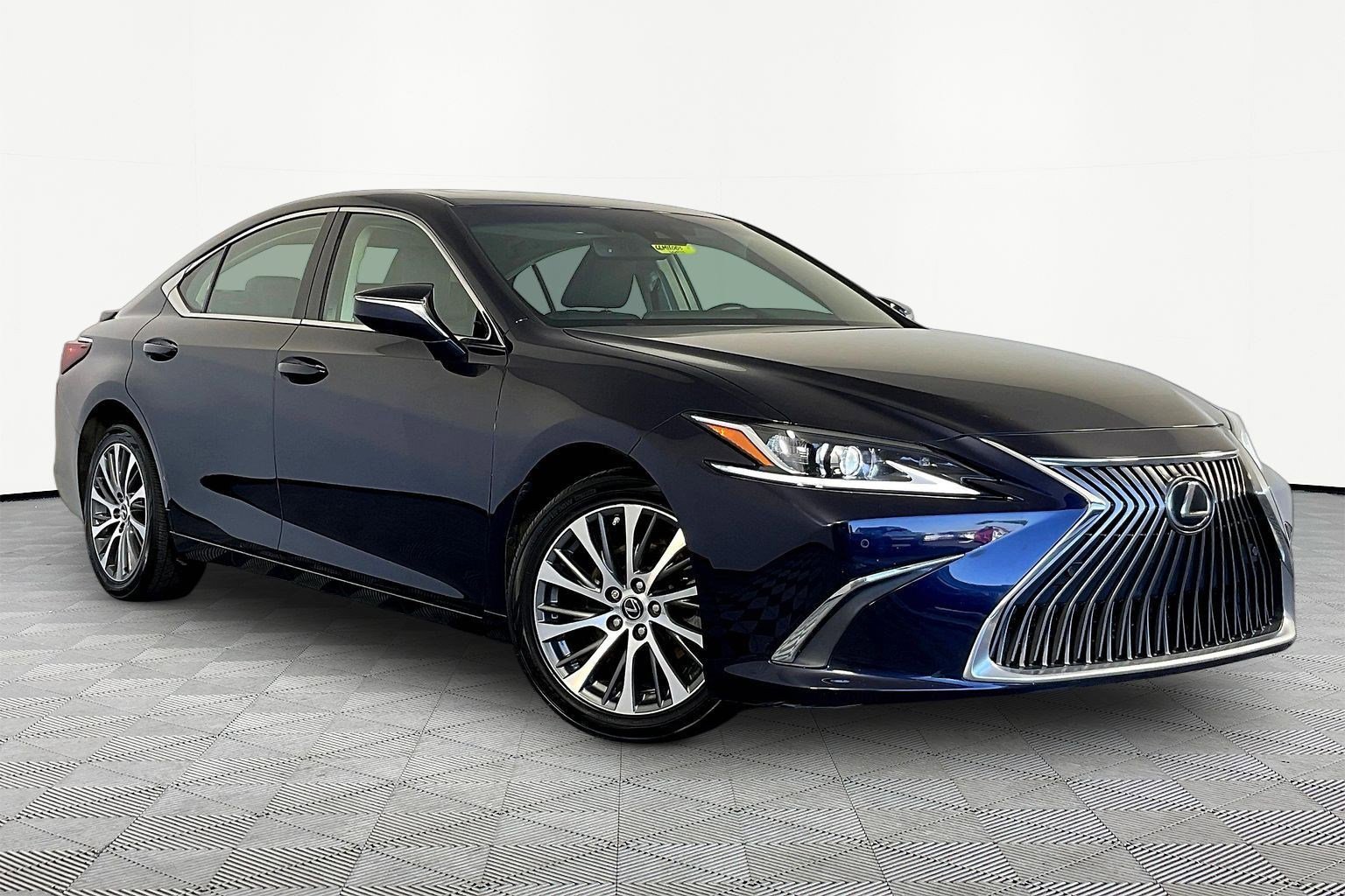 Used 2021 Lexus ES 250 w/ Premium Package AWD/4WD image 3