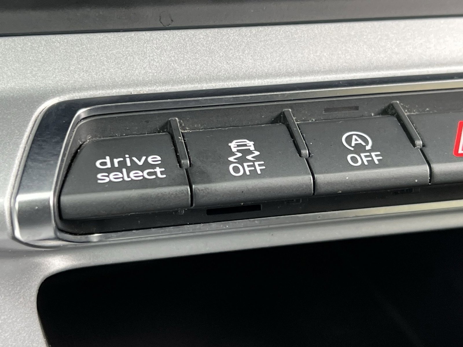 Used 2023 Audi Q3 2.0T Premium image 33