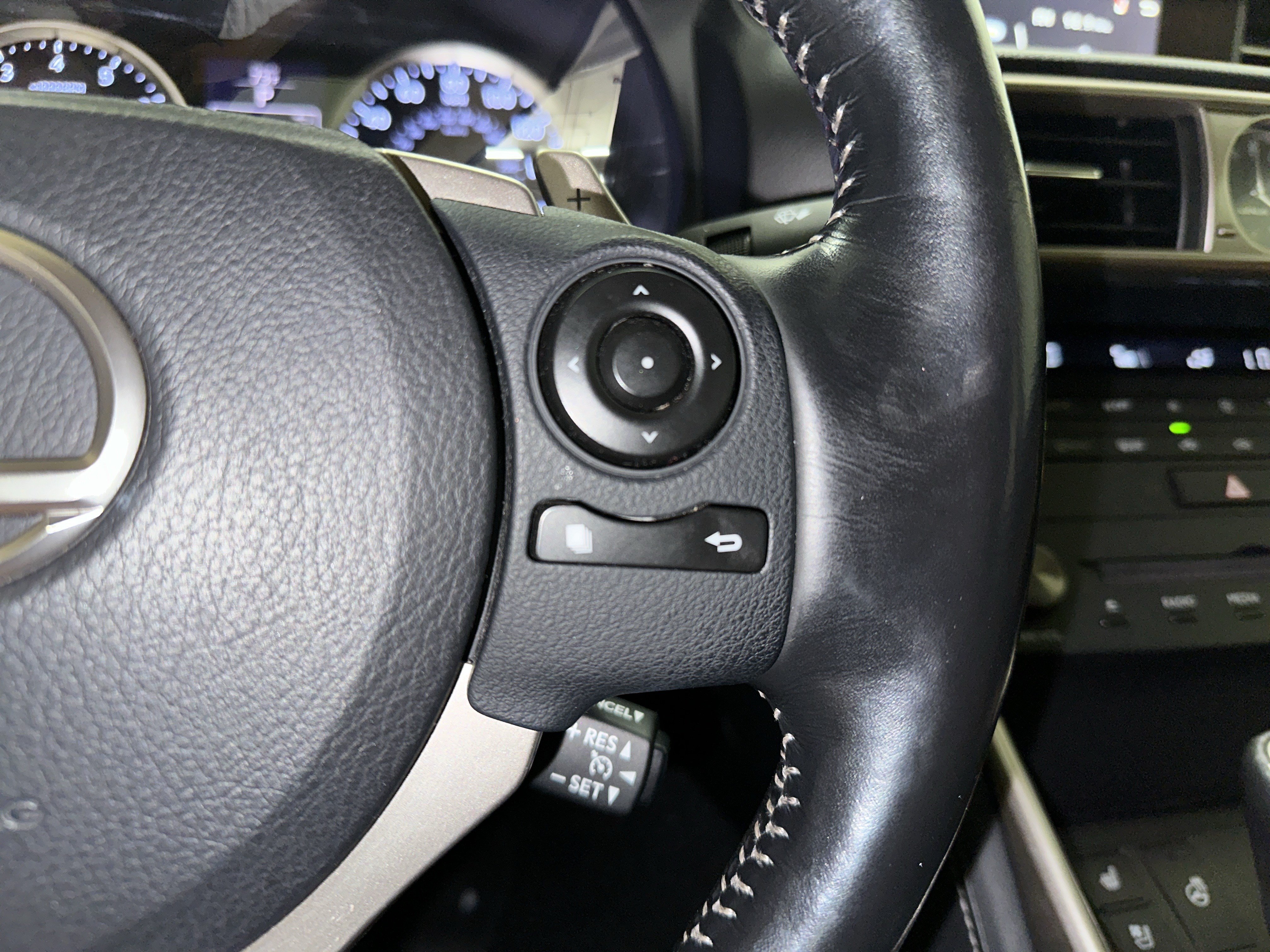 Used 2016 Lexus IS 300 AWD w/ Premium Package image 20