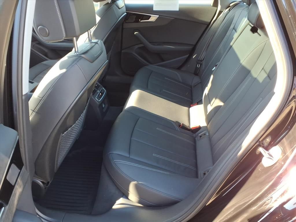 Used 2021 Audi A4 2.0T Premium image 14