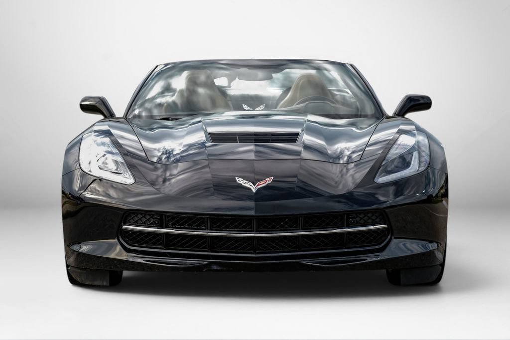 Used 2018 Chevrolet Corvette Stingray Convertible Z51 2LT RWD image 4