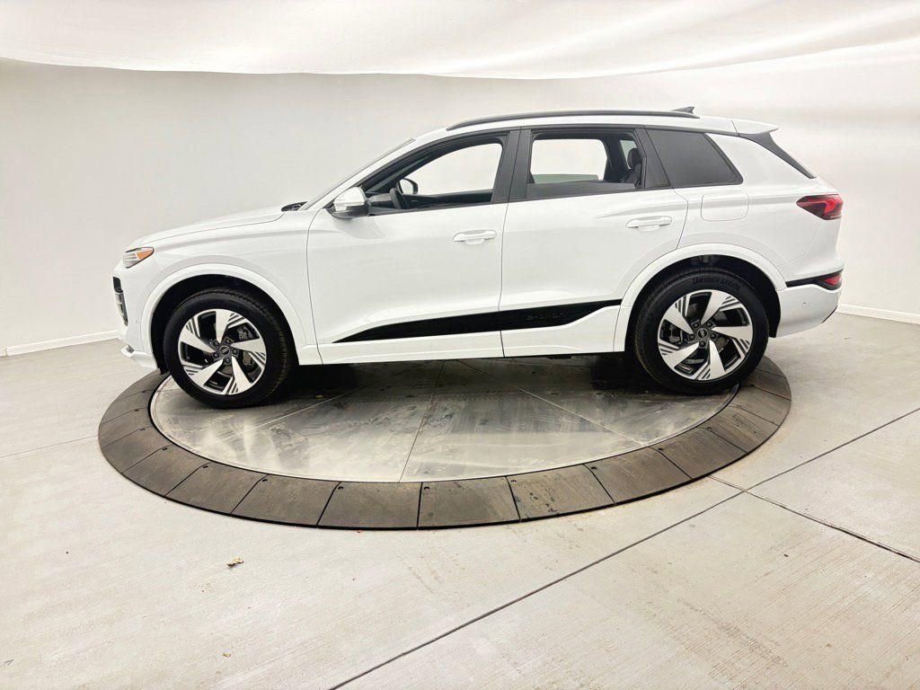 New 2025 Audi Q6 e-tron Premium Plus image 2