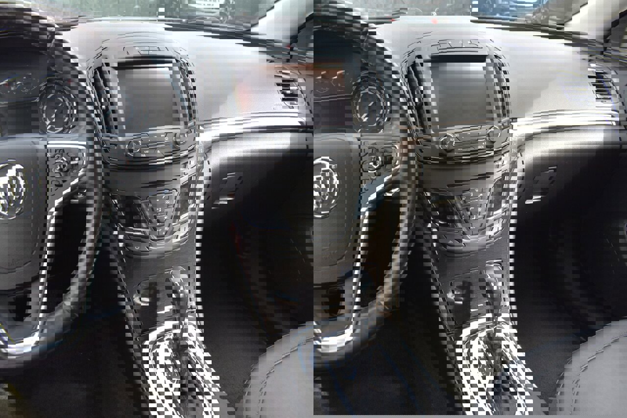 Used 2015 Buick Regal Premium image 19