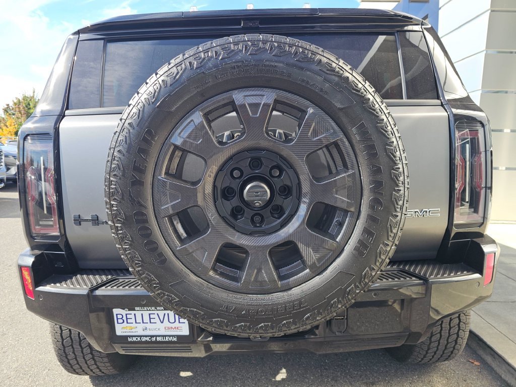 Used 2026 GMC Hummer EV 3X AWD/4WD image 17
